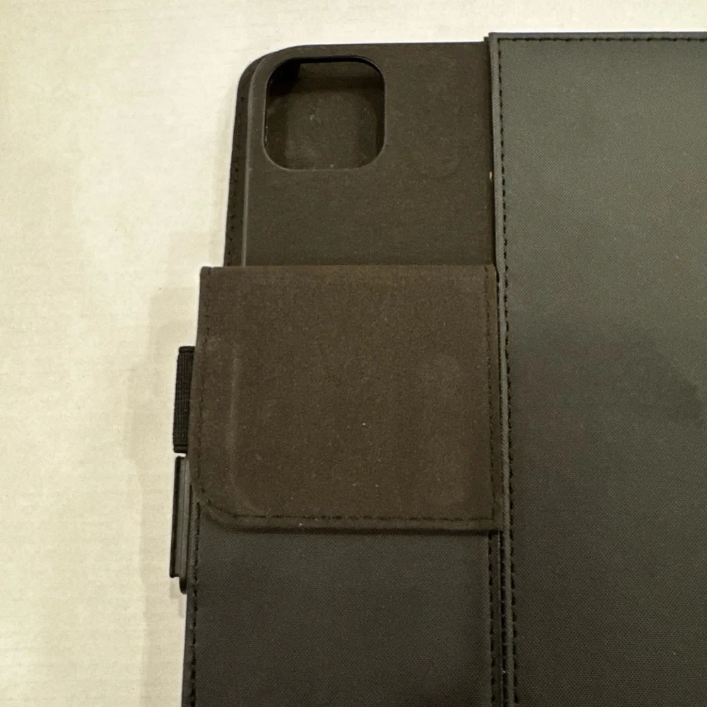 Speck Balance Folio Case for Apple iPad Air 11